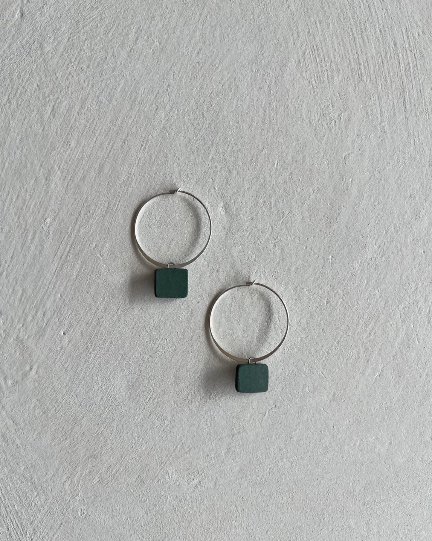 Hoops+Squares | Dark Leaf